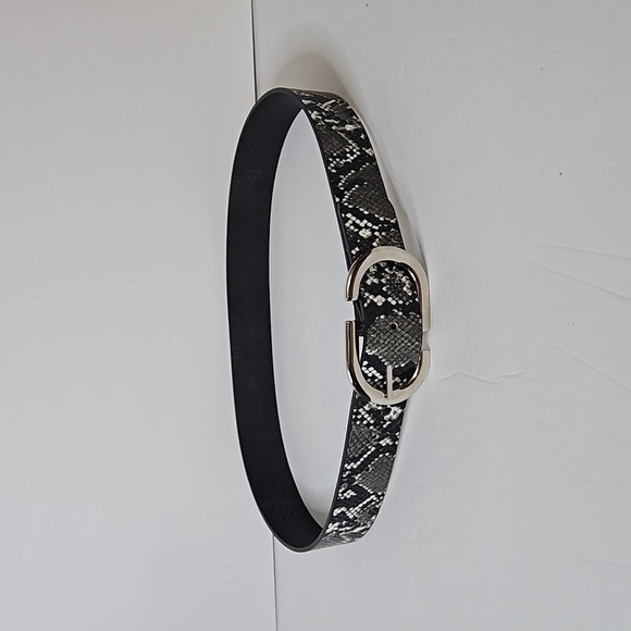 ip blie Accessories - IP Blue Snake  Print sz S Black White Gray Pre-owned